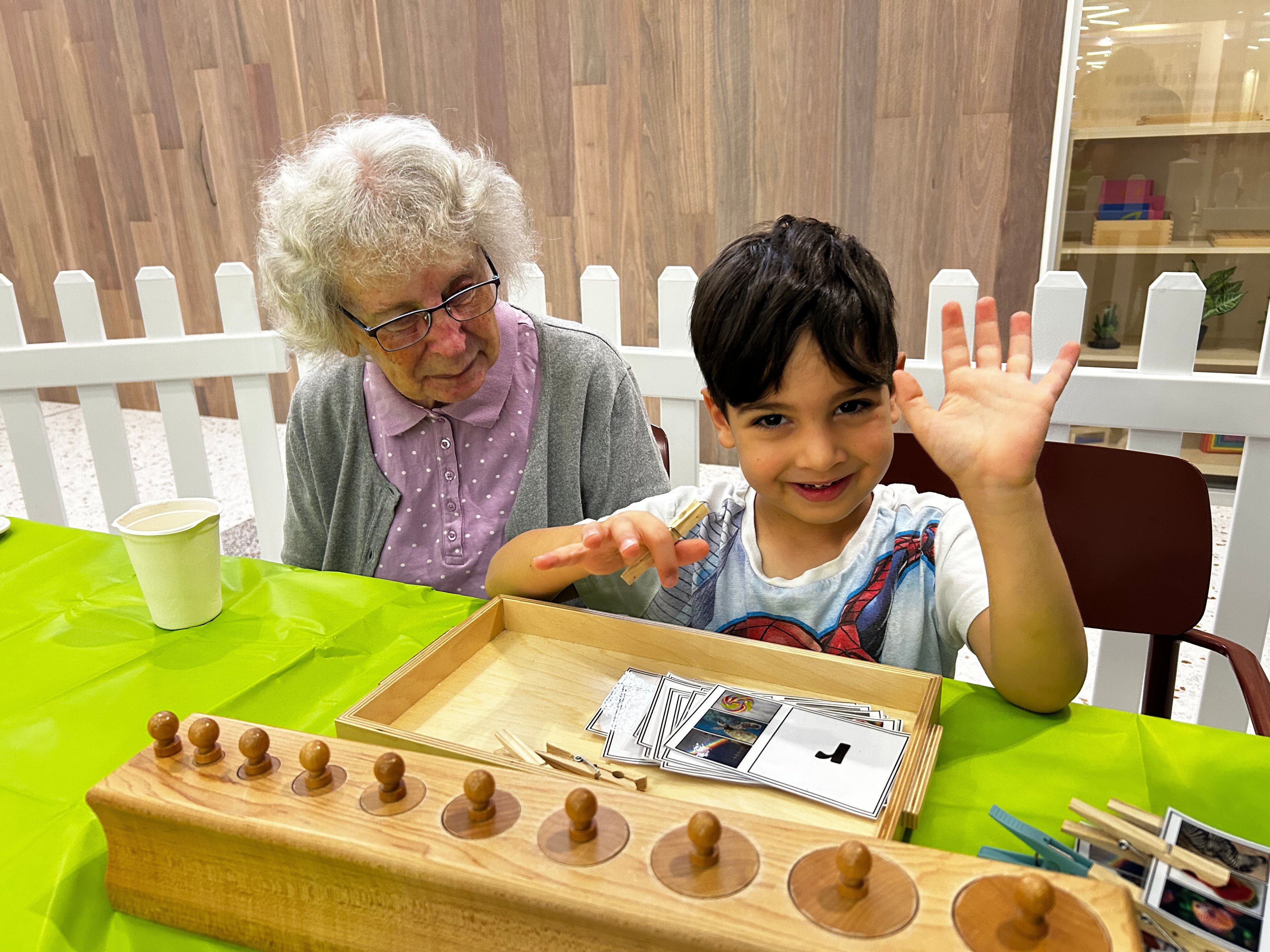 Intergenerational Marketown 180325 Nerida and child with blocks