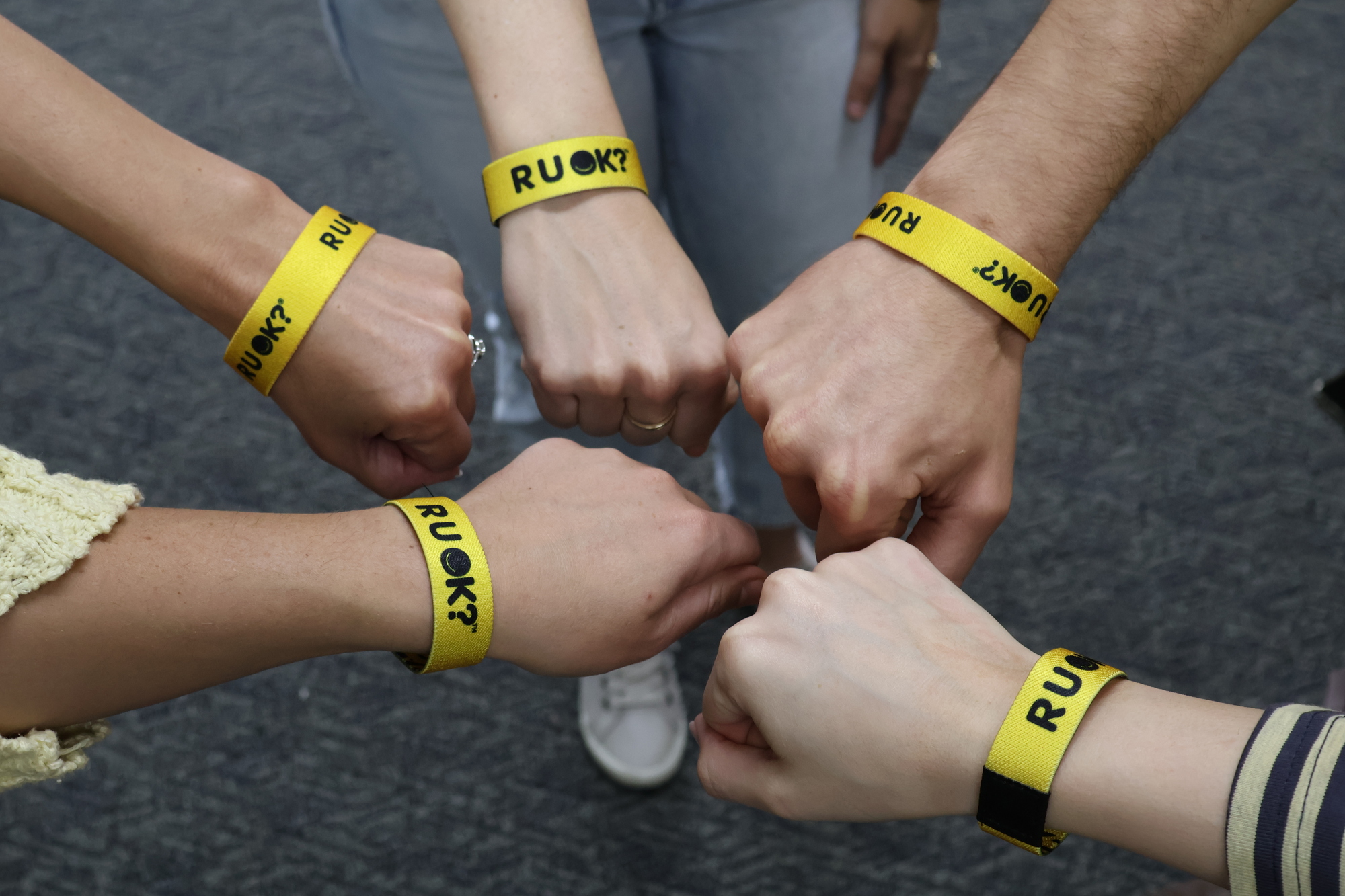RUOK Booragul - hands in -1